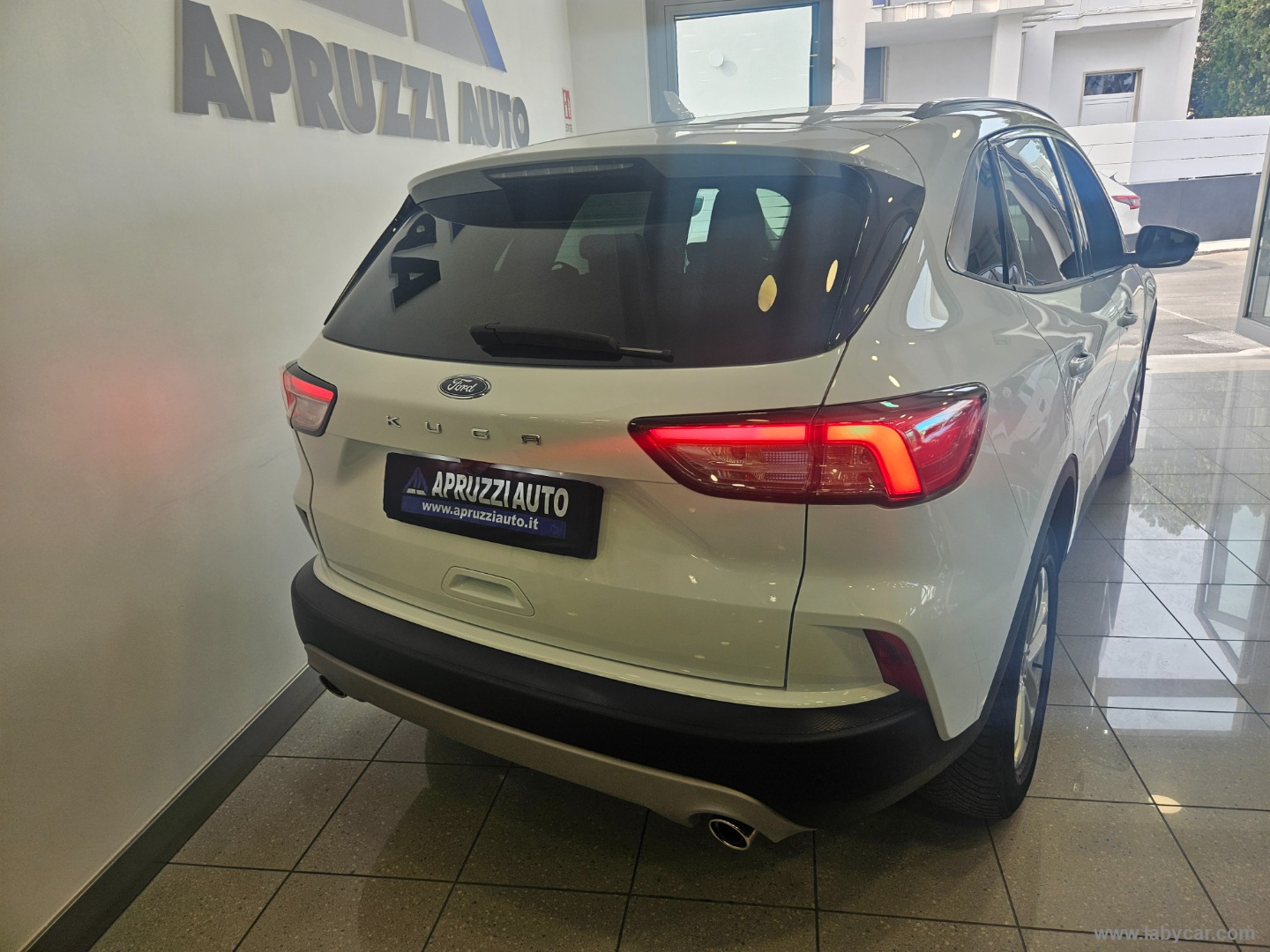 Kuga 2.0 EcoBlue 120 CV aut 2WD Tit.Bus. - immagine 19