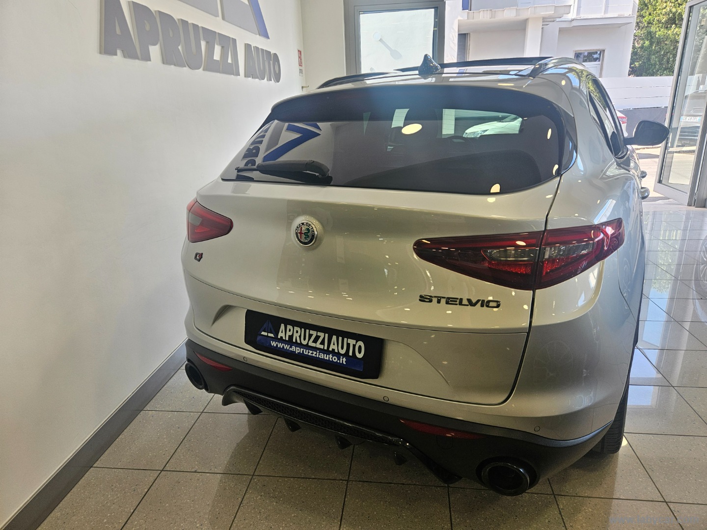 Stelvio 2.2 T.diesel 210 CV AT8 Q4 Exec. - immagine 19