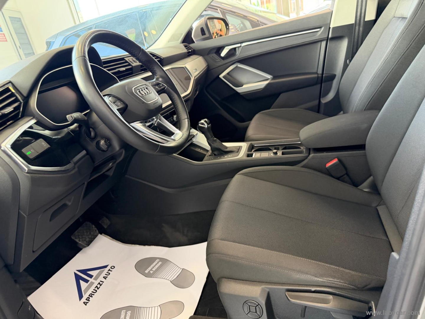Q3 35 TDI S tronic Business Advanced - immagine 19