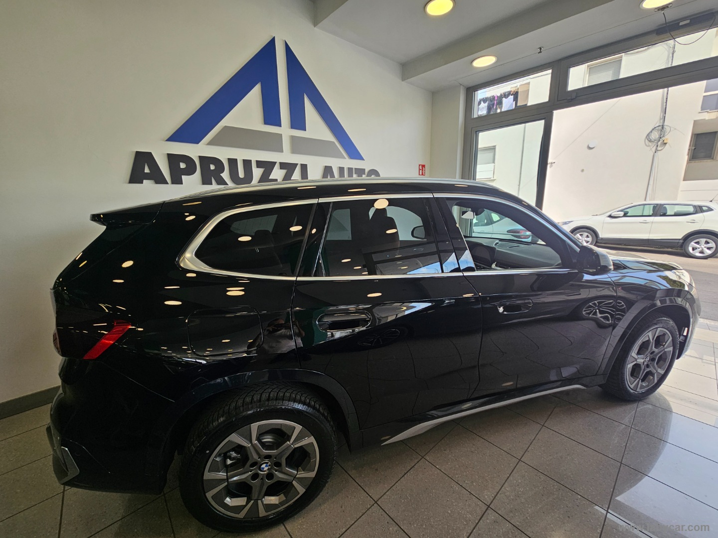 X1 xDrive 23d xLine - immagine 19