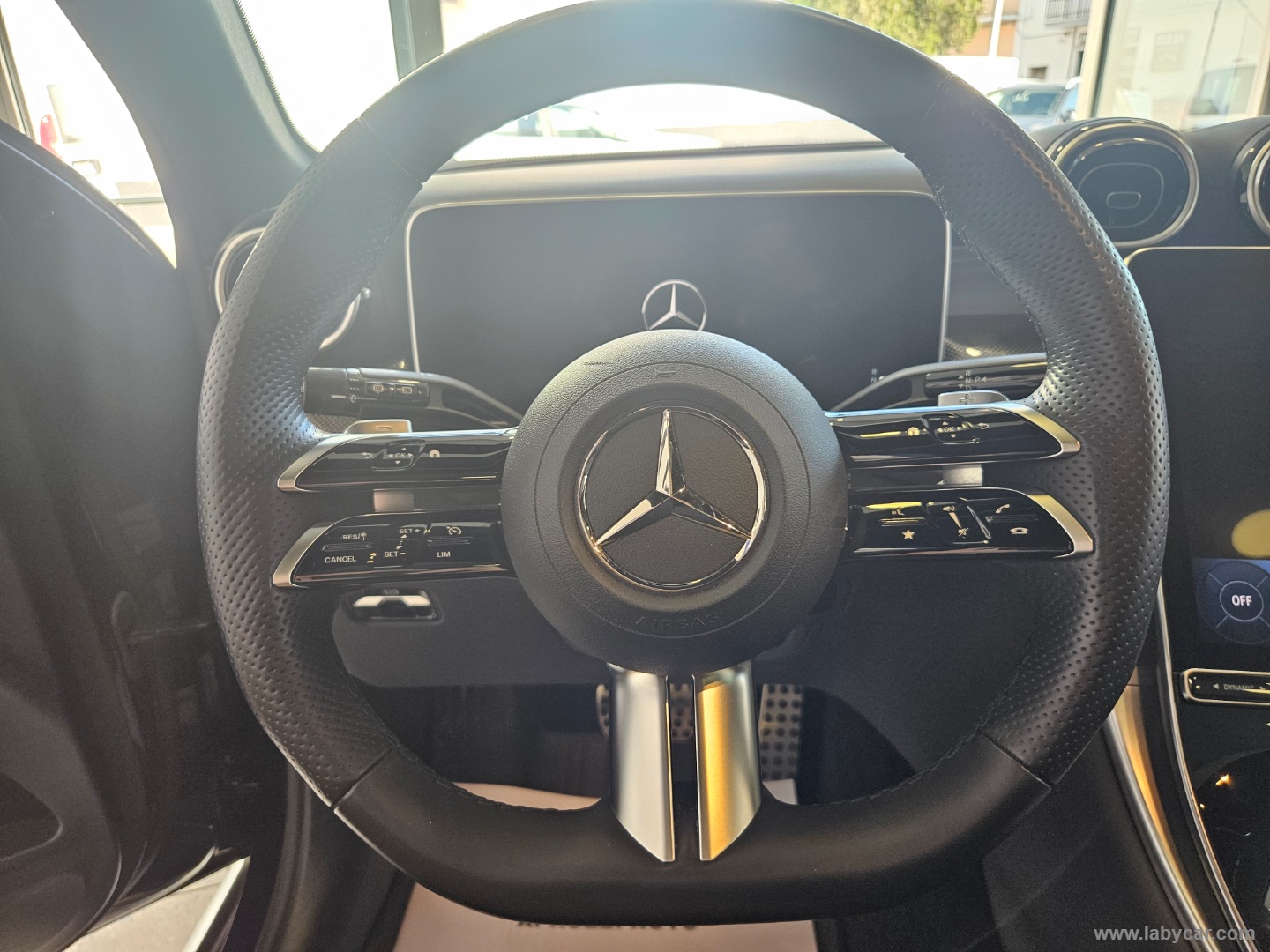 GLC 220 d 4Matic AMG Line Premium - immagine 19