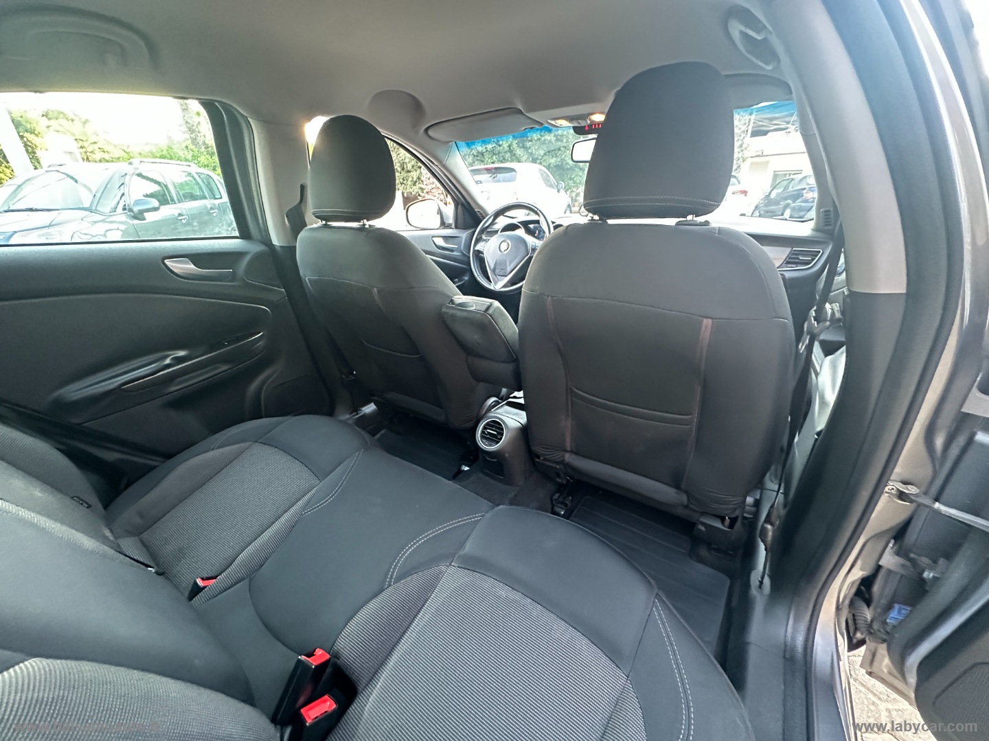Giulietta 1.6 JTDm-2 105 CV Distinctive - immagine 19