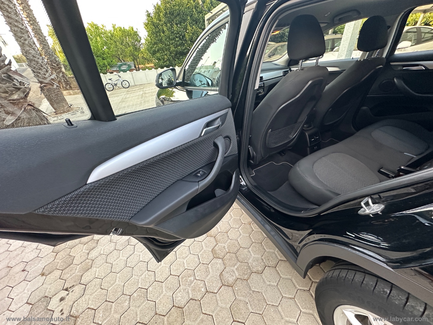 X2 xDrive18d Advantage - immagine 19