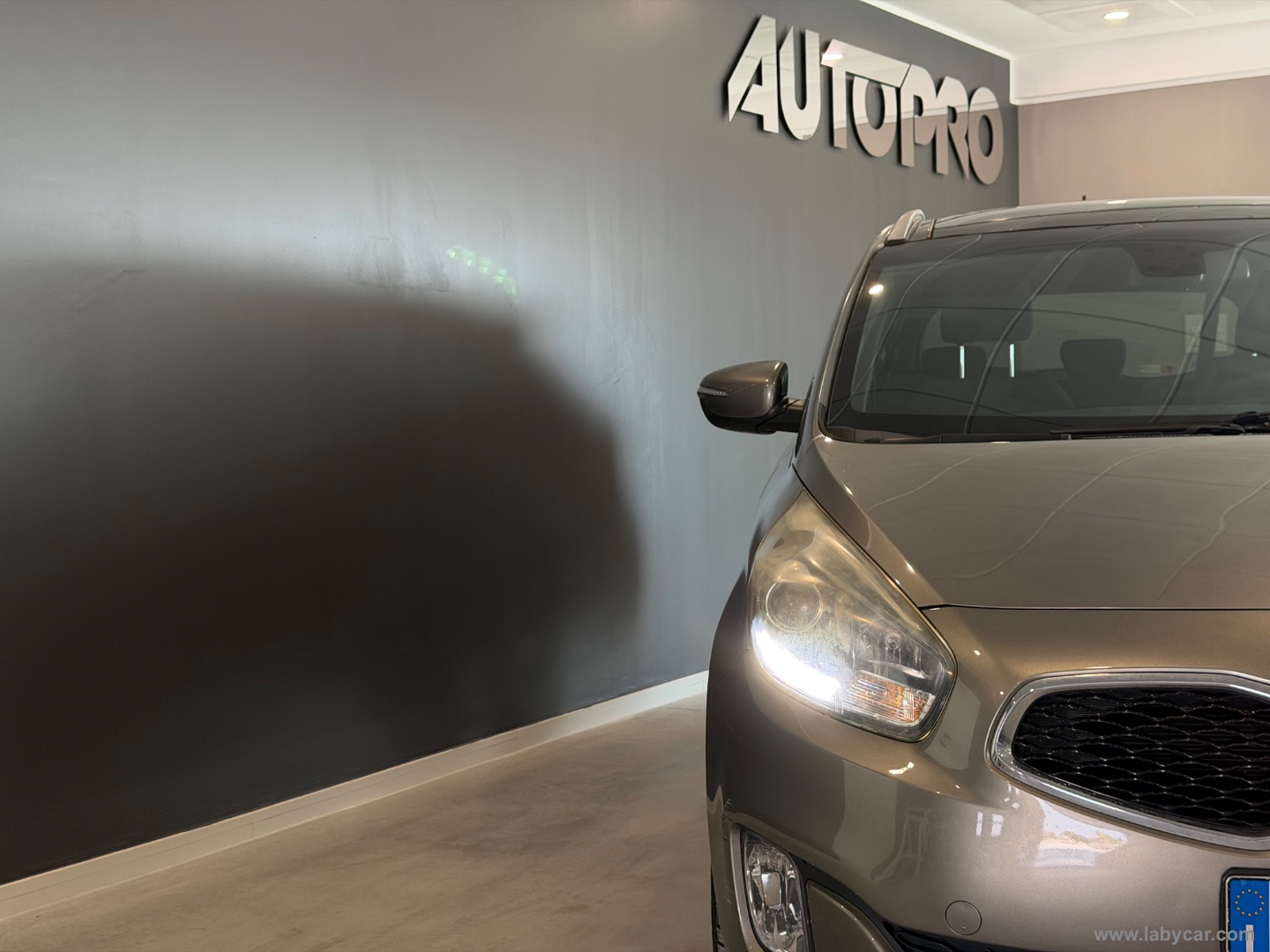 Carens 1.7 CRDi 115 CV Class - immagine 19