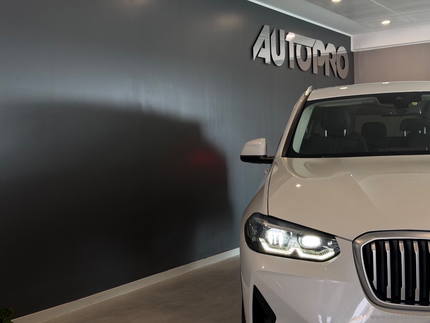 X3 xDrive20d 48V - immagine 19
