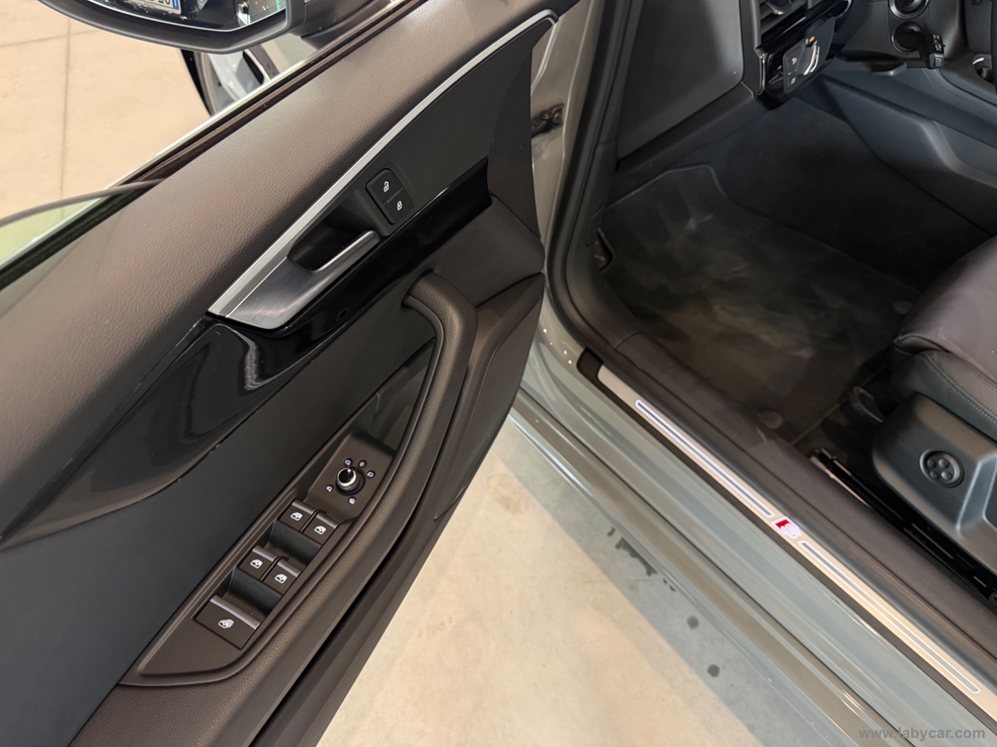 A5 Cabrio 40 TFSI S tr. S line edition - immagine 19