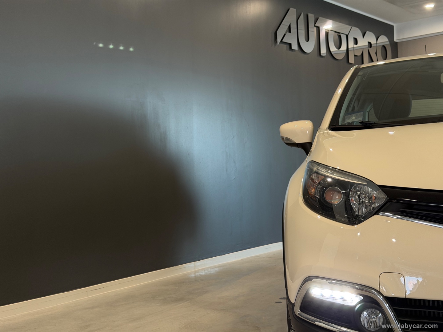 Captur 1.5 dCi 8V 90 CV S&S Live - immagine 19