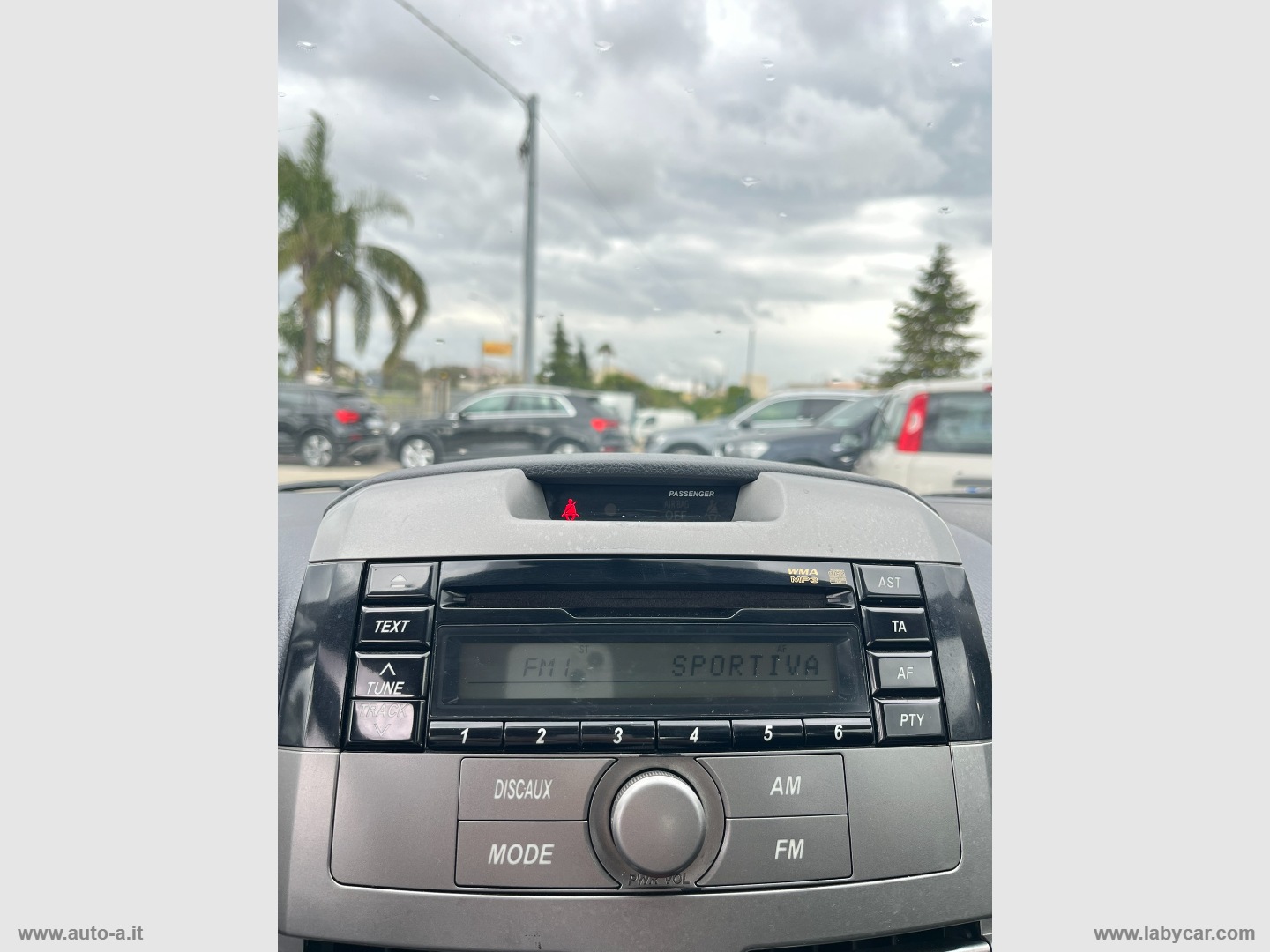 Terios 1.5 4WD Sho Green Powered - immagine 19