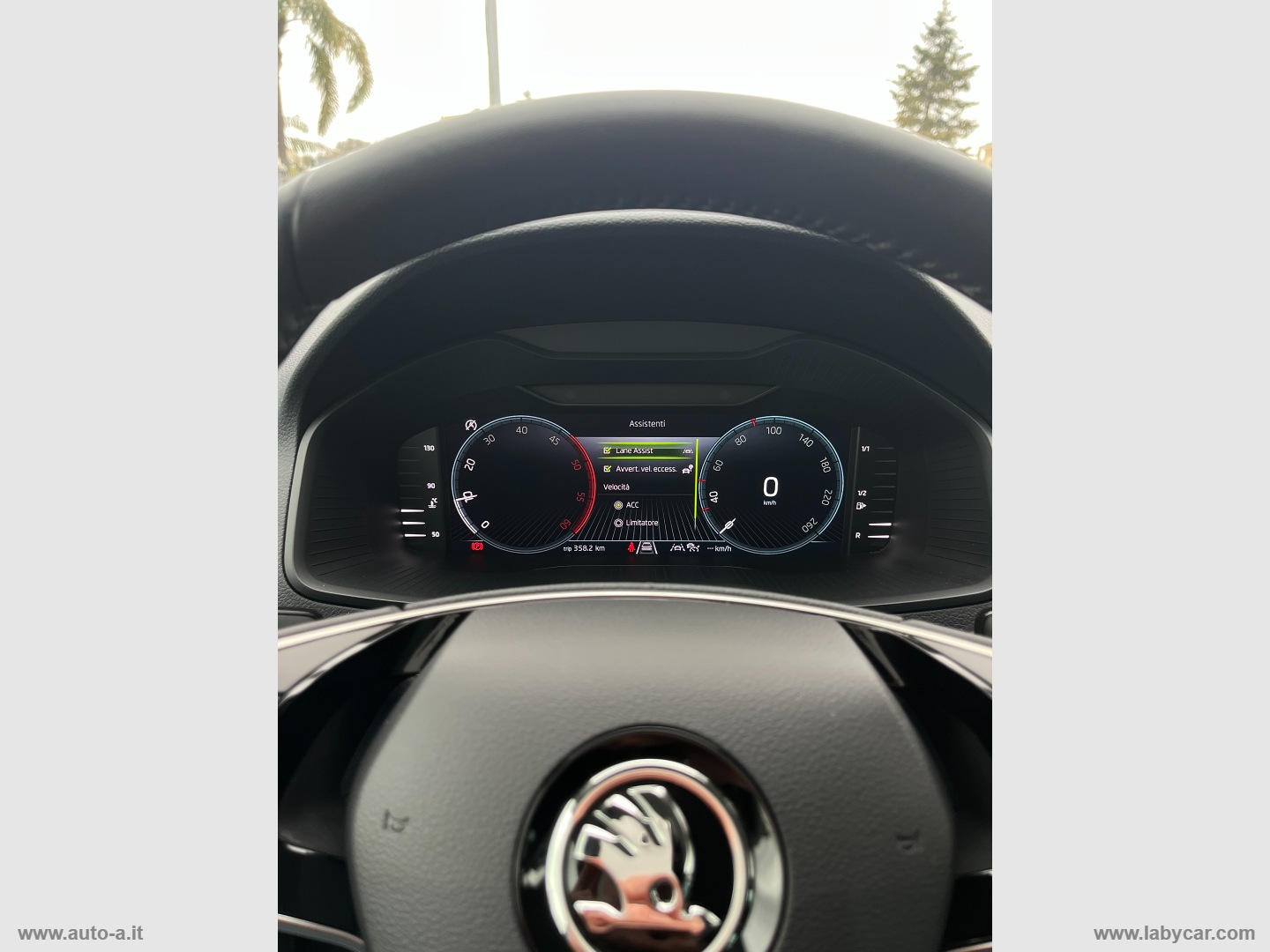 Karoq 2.0 TDI 115 CV Selection - immagine 19