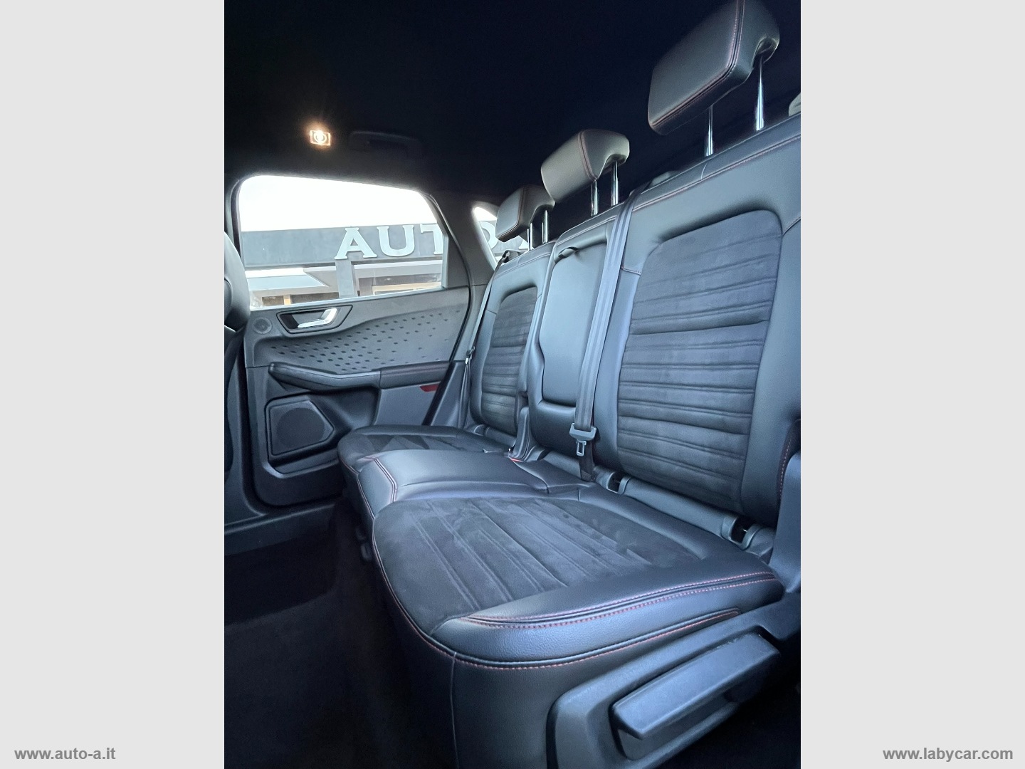 Kuga 1.5 EcoBlue 120 CV aut. 2WD ST-Line - immagine 19