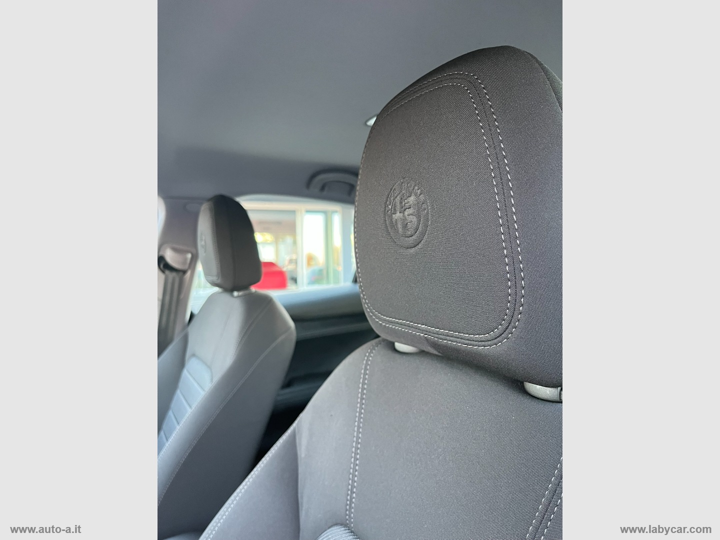 Stelvio 2.2 T.diesel 190 CV AT8 Q4 BUSINESS - immagine 19