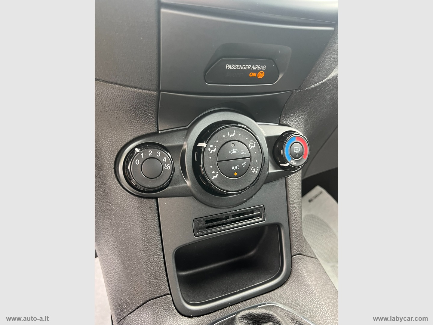 Fiesta 1.2 60 CV 5p. Titanium - immagine 19