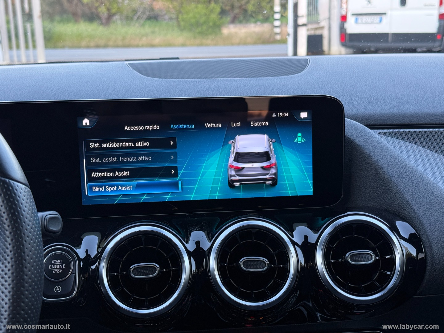 GLA 200 d Automatic Premium AMG - immagine 19