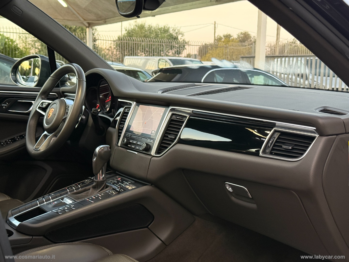 Macan 3.0 S Diesel TETTO APRIBILE, IMPIANTO BOSE, SEDILI MULTIFUNZIONE - immagine 19