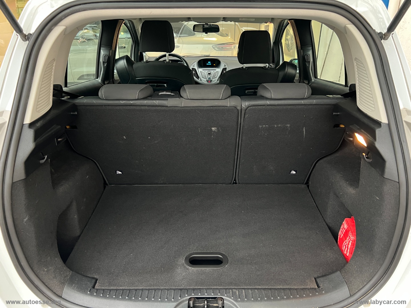 B-Max 1.4 90 CV GPL - immagine 19