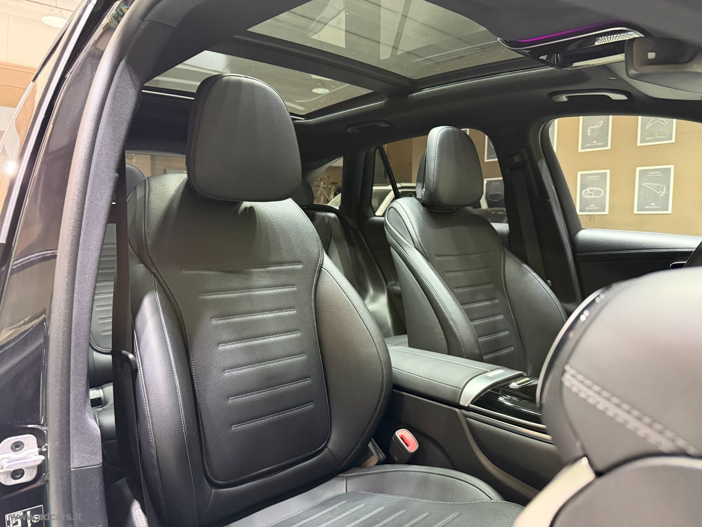 GLC 300 d 4Matic AMG Line Premium *TETTO*LUCI*BURMESTER* - immagine 19