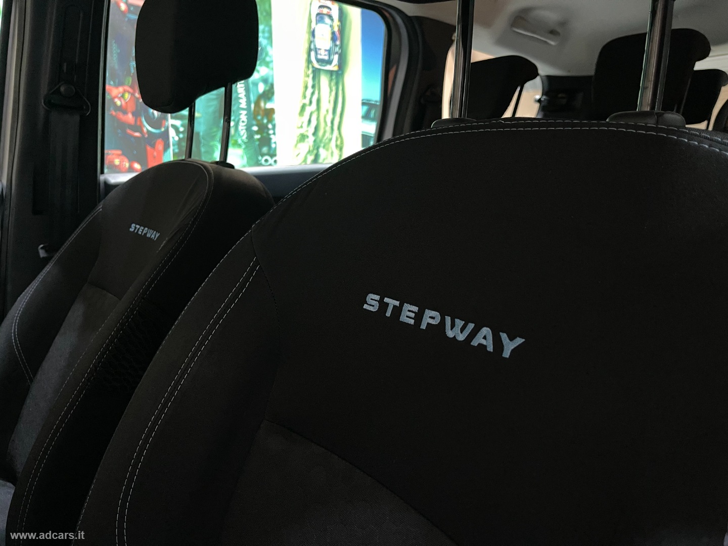 Lodgy Stepway 1.5 dCi 8V 110 CV S&S 7 posti *TURBINA NUOVA*1 PROPRIETARIO* - immagine 19