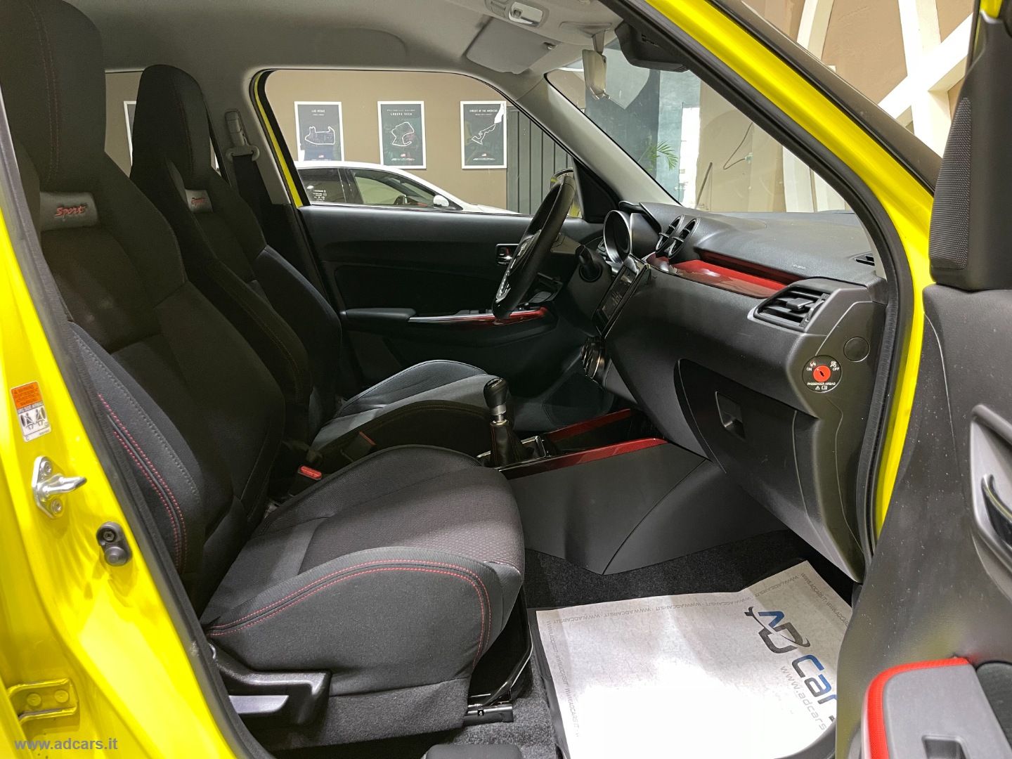 Swift Sport 1.4 Boosterjet *BOOK SERVICE SUZUKI* - immagine 19