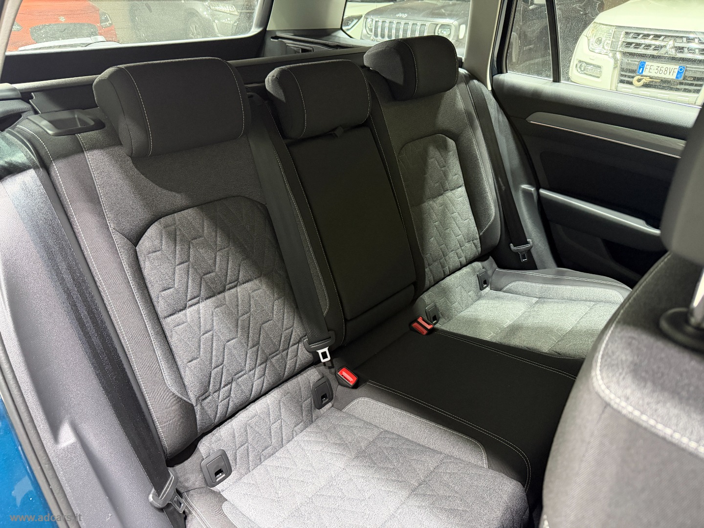 Passat Var. 2.0 TDI EVO DSG Business *CAMBIO AUT.*CLIMA 3 ZONE* - immagine 19