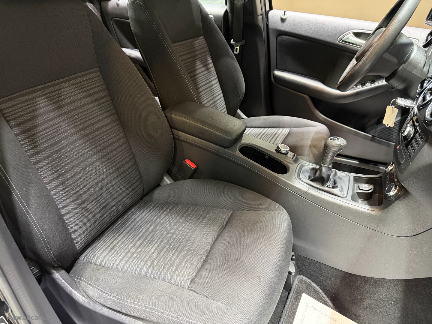 B 180 CDI EXECUTIVE - immagine 19