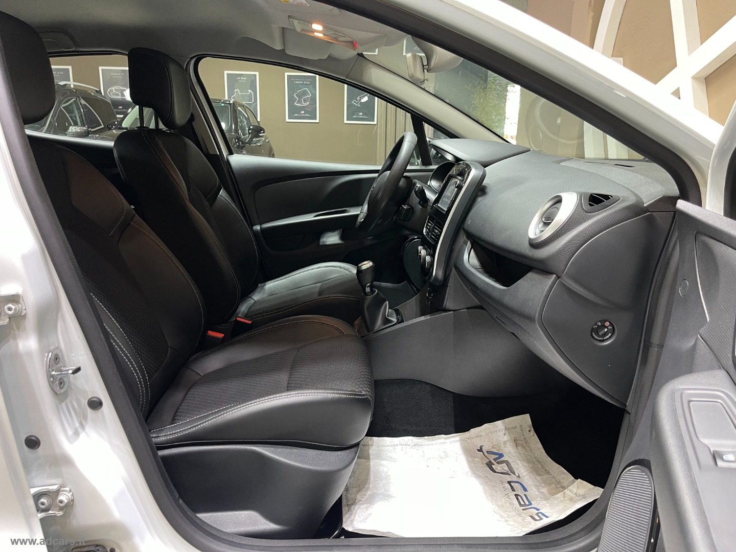 Clio dCi 8V 75 CV S&S 5p. Energy Duel *NEOPATENTATI*SENSORI*TELECAMERA* - immagine 19