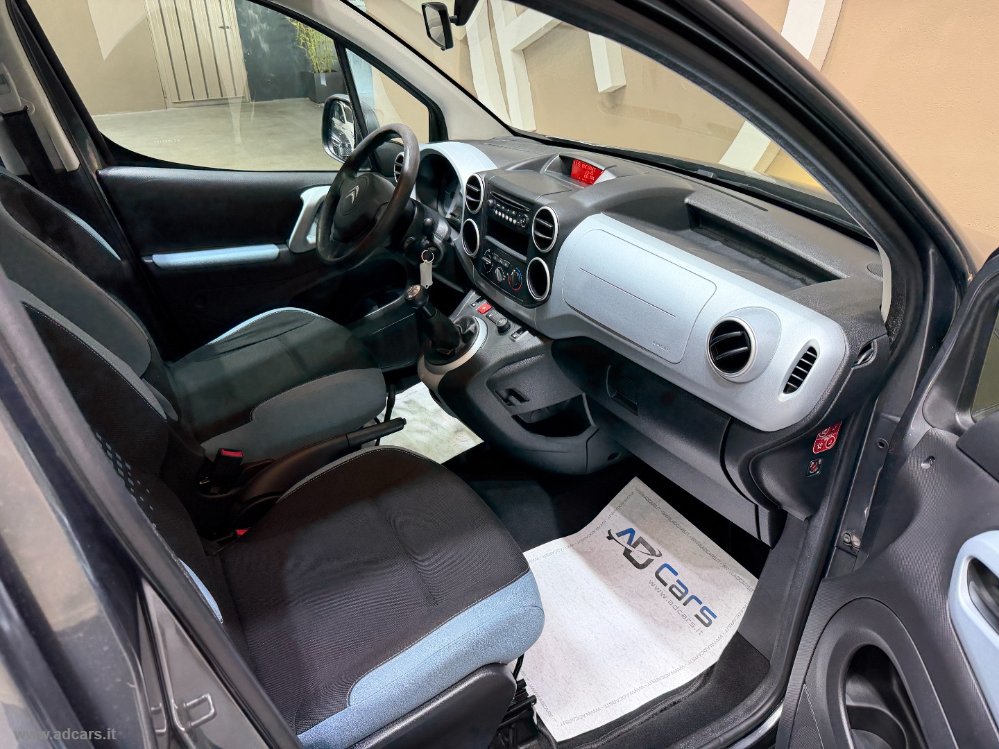 Berlingo Multispace 1.6 HDi 115 Seduct. *STORICO SERVICE*SENSORI POST* - immagine 19