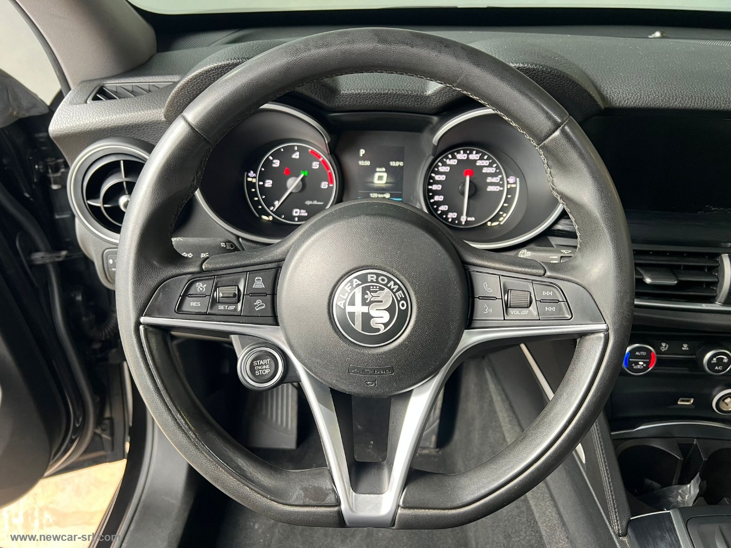 Stelvio 2.2 T.diesel 190CV AT8 RWD Bus. - immagine 19