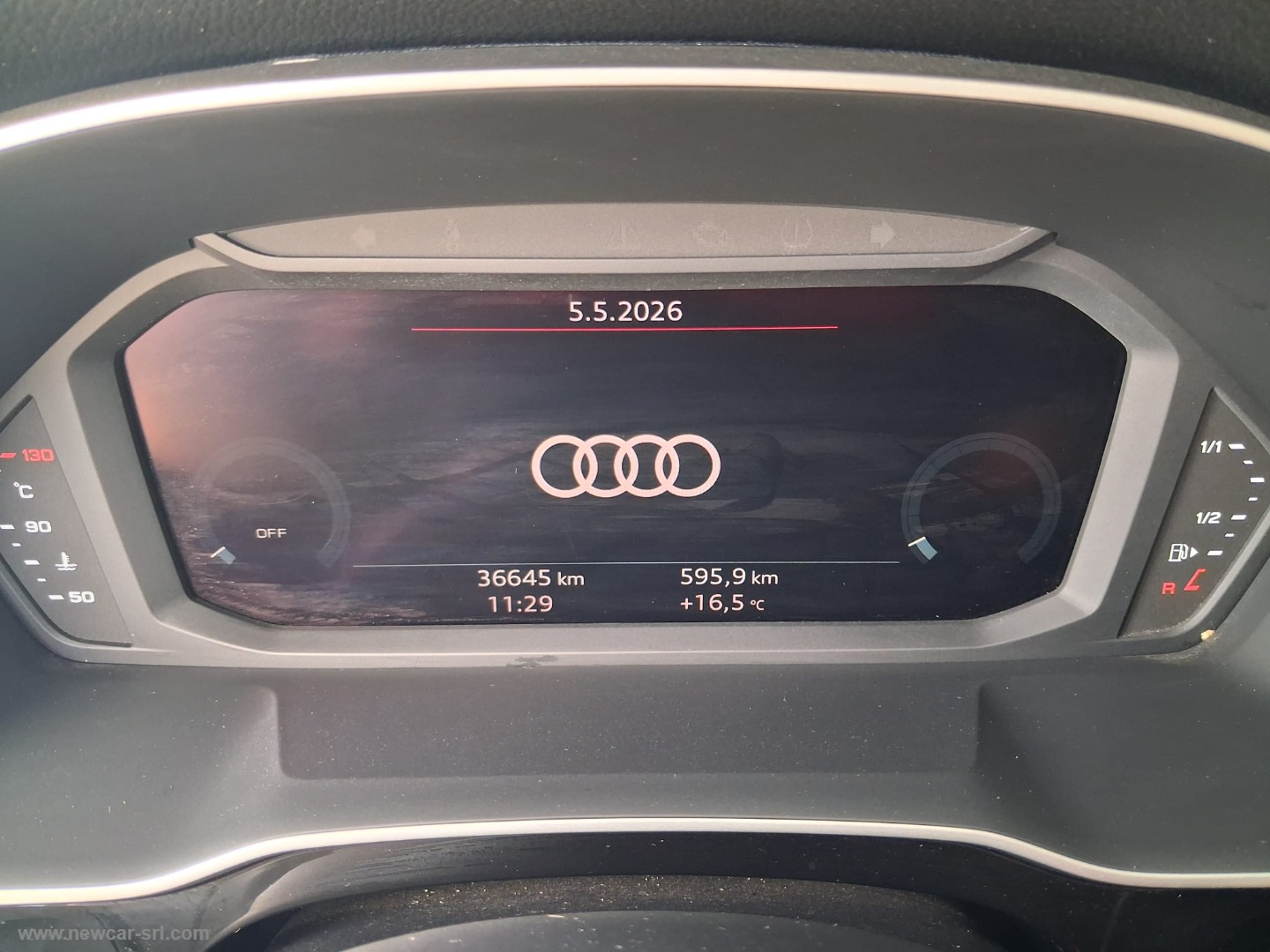 Q3 SPB 35 TDI S tronic Identity Black - immagine 19