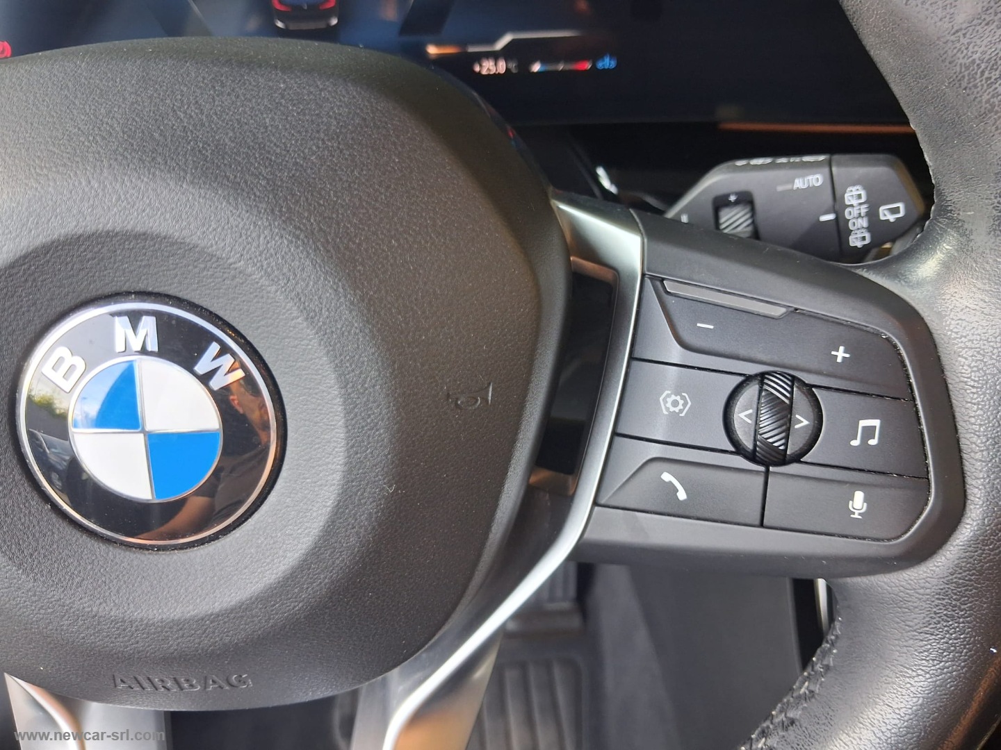 X1 sDrive18d xLine Edition Signature - immagine 19