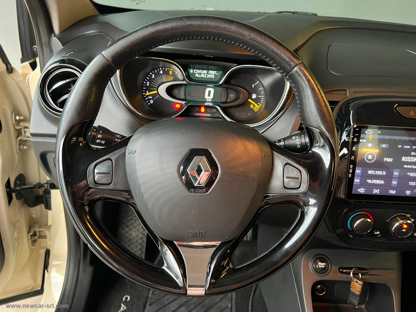 Captur 1.5 dCi 8V 90 CV S&S Live - immagine 19