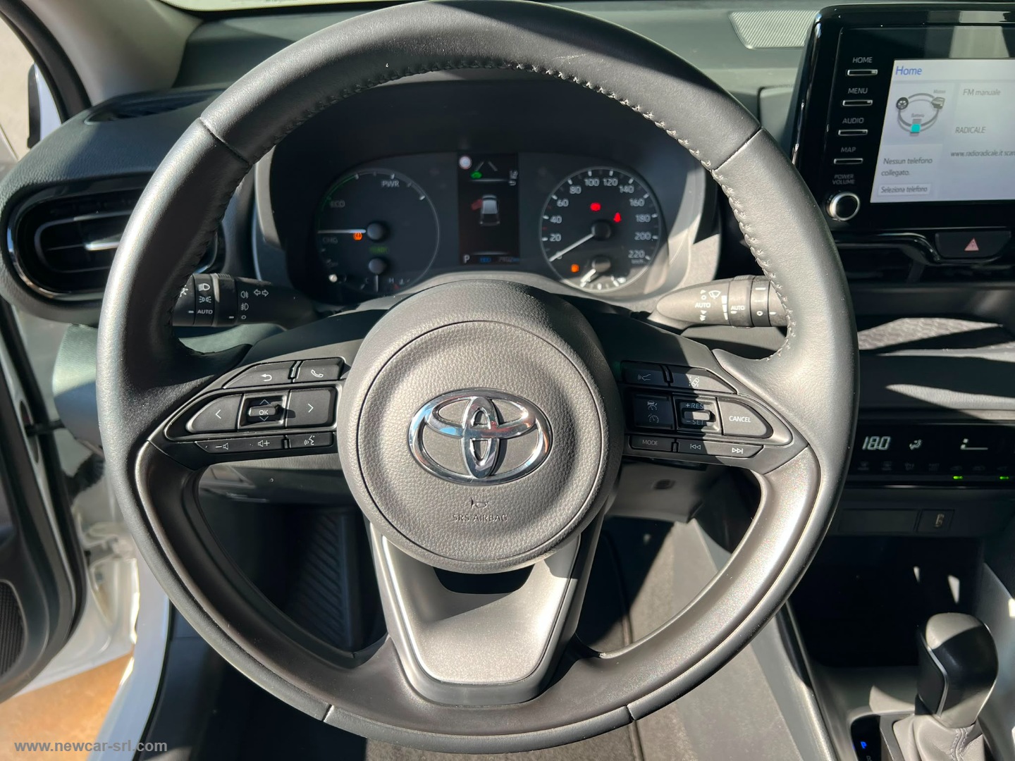 Yaris 1.5 Hybrid 5p. Business - immagine 19