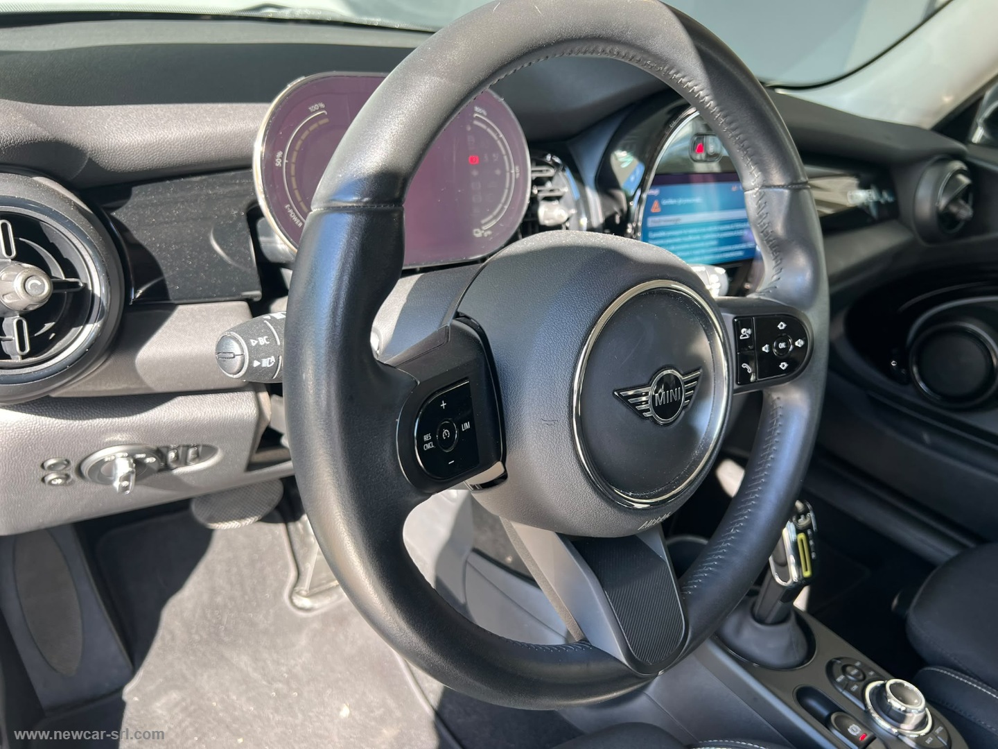 Mini Cooper SE Classic - immagine 19
