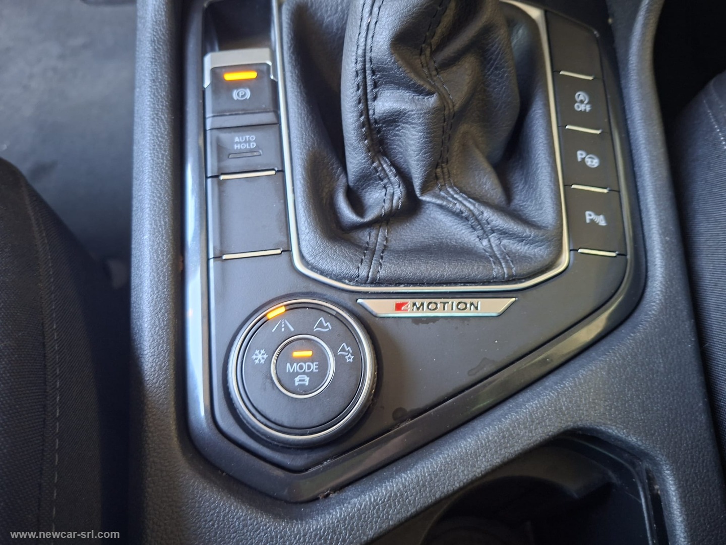 Tiguan 2.0 TDI 150CV SCR DSG 4MOT. Eleg. - immagine 19