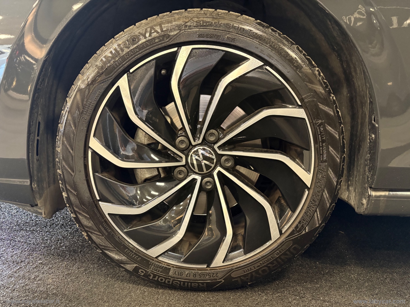 Golf 1.0 eTSI DSG - immagine 19