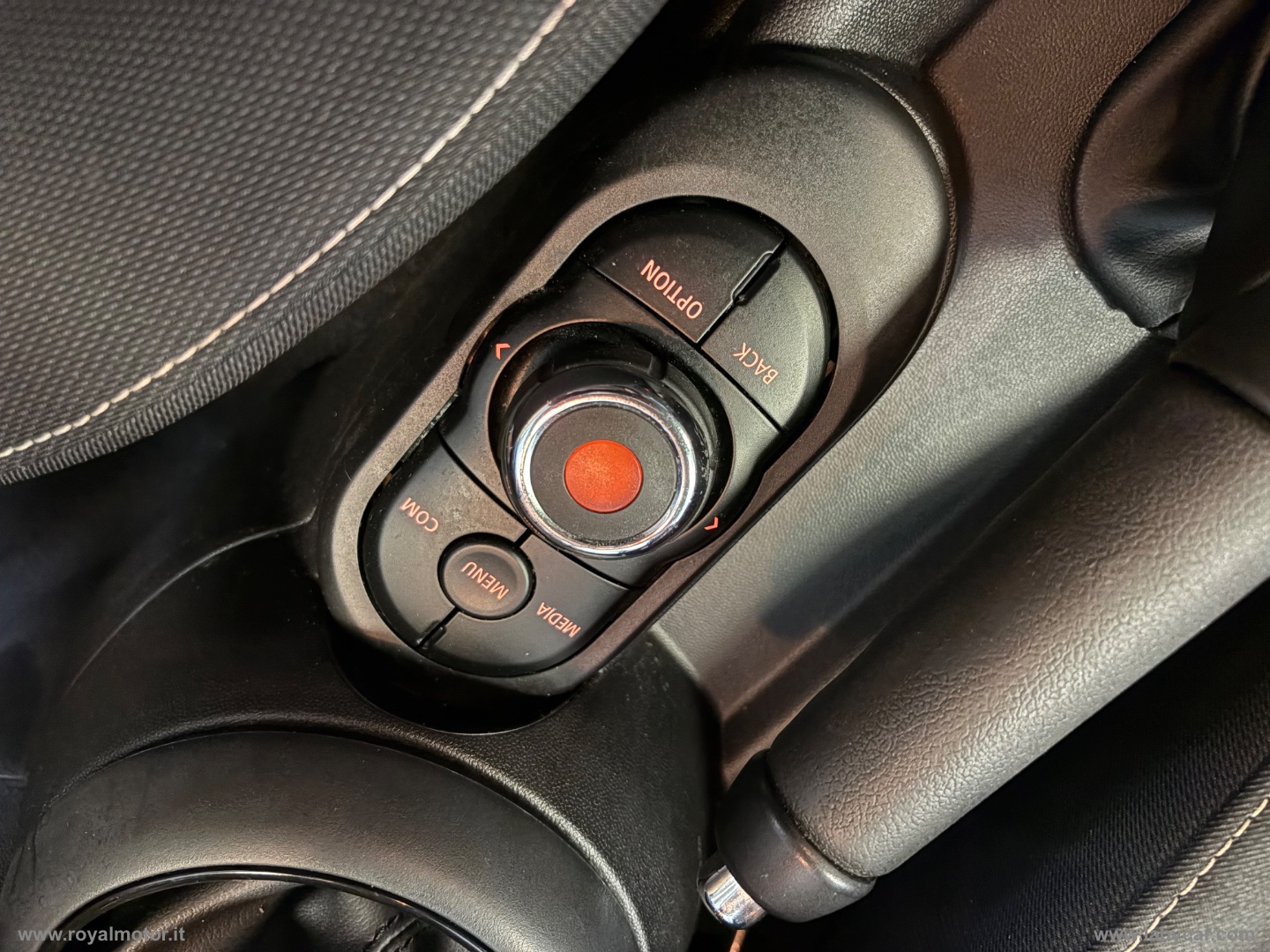 Mini Cooper 5 porte - immagine 19