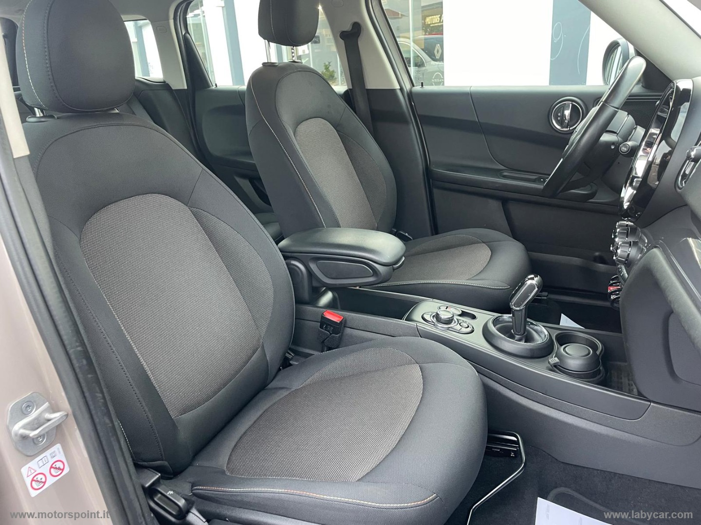 Mini One D Business Countryman Aut. - immagine 19