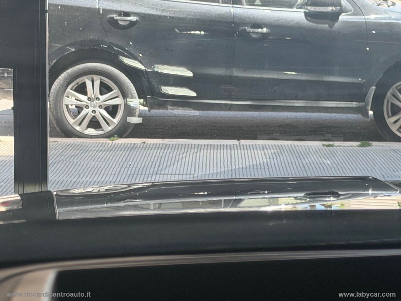Tucson 1.6 PHEV 4WD aut. Exellence-TETTO APRIBILE-GAR.5 ANNI - immagine 19