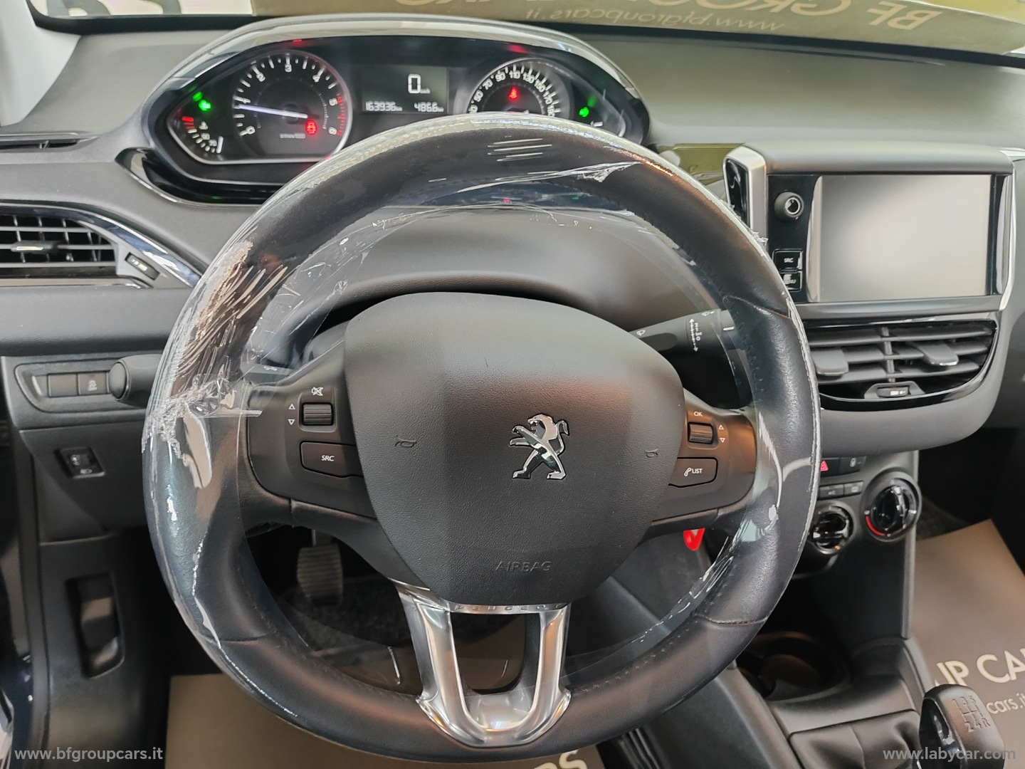 208 BLUEHDI 75 CV ALLURE - immagine 19