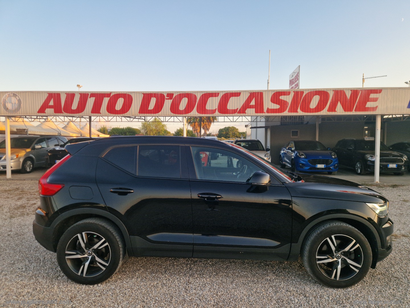XC40 D3 AWD Geartronic R-design - immagine 19