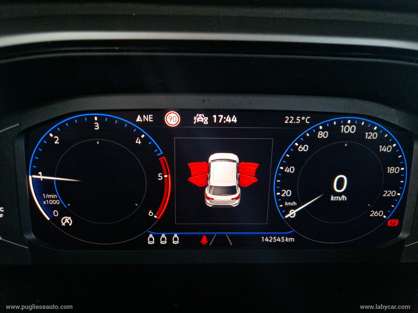 T-Roc 2.0 TDI SCR Style - immagine 19