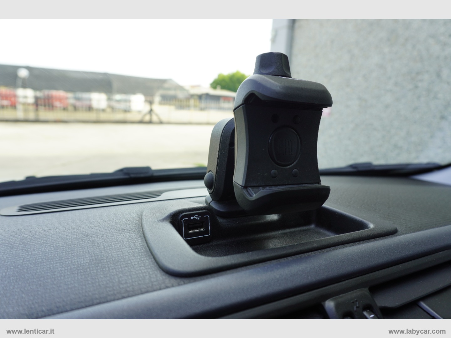 Panda 1.0 GSE S&S Hybrid Pop Van 2 p.ti - immagine 19