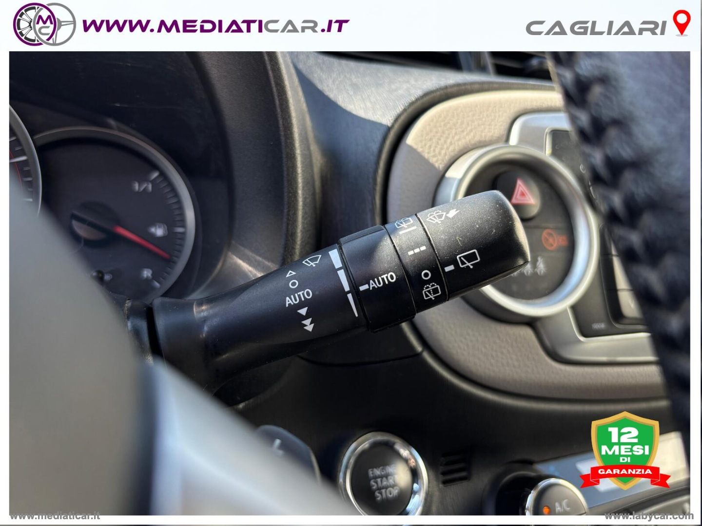 Yaris 1.3 5p. Lounge CVT Stop & Start - immagine 19