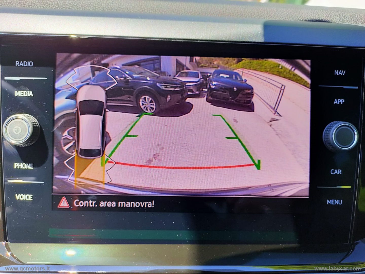 Volkswagen Taigo Taigo 1.0 TSI 115 CV R-Line - Immagine 19