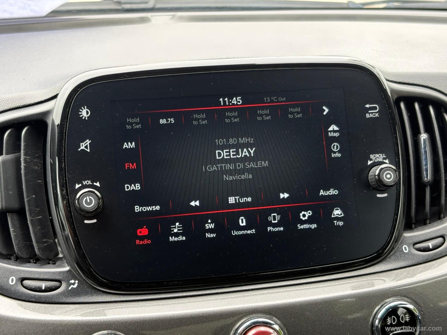 500 C 1.0 Hybrid Dolcevita - immagine 19