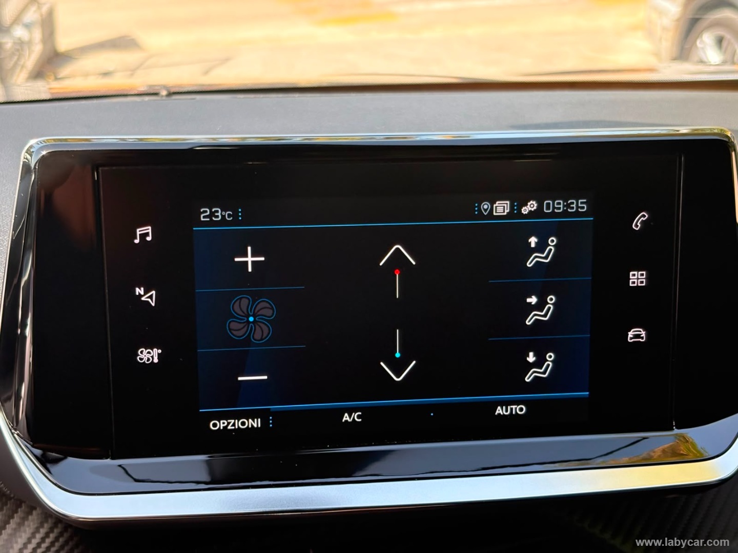 Peugeot 2008 PureTech 130 S&S Allure - Immagine 19