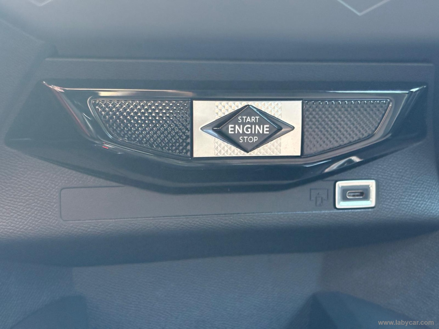 DS AUTOMOBILES DS 3 Crossback 3 PureTech 100 Performance Line - Immagine 19