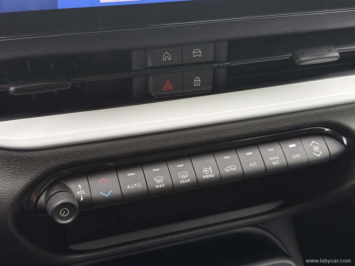 600 Hybrid MHEV - immagine 19