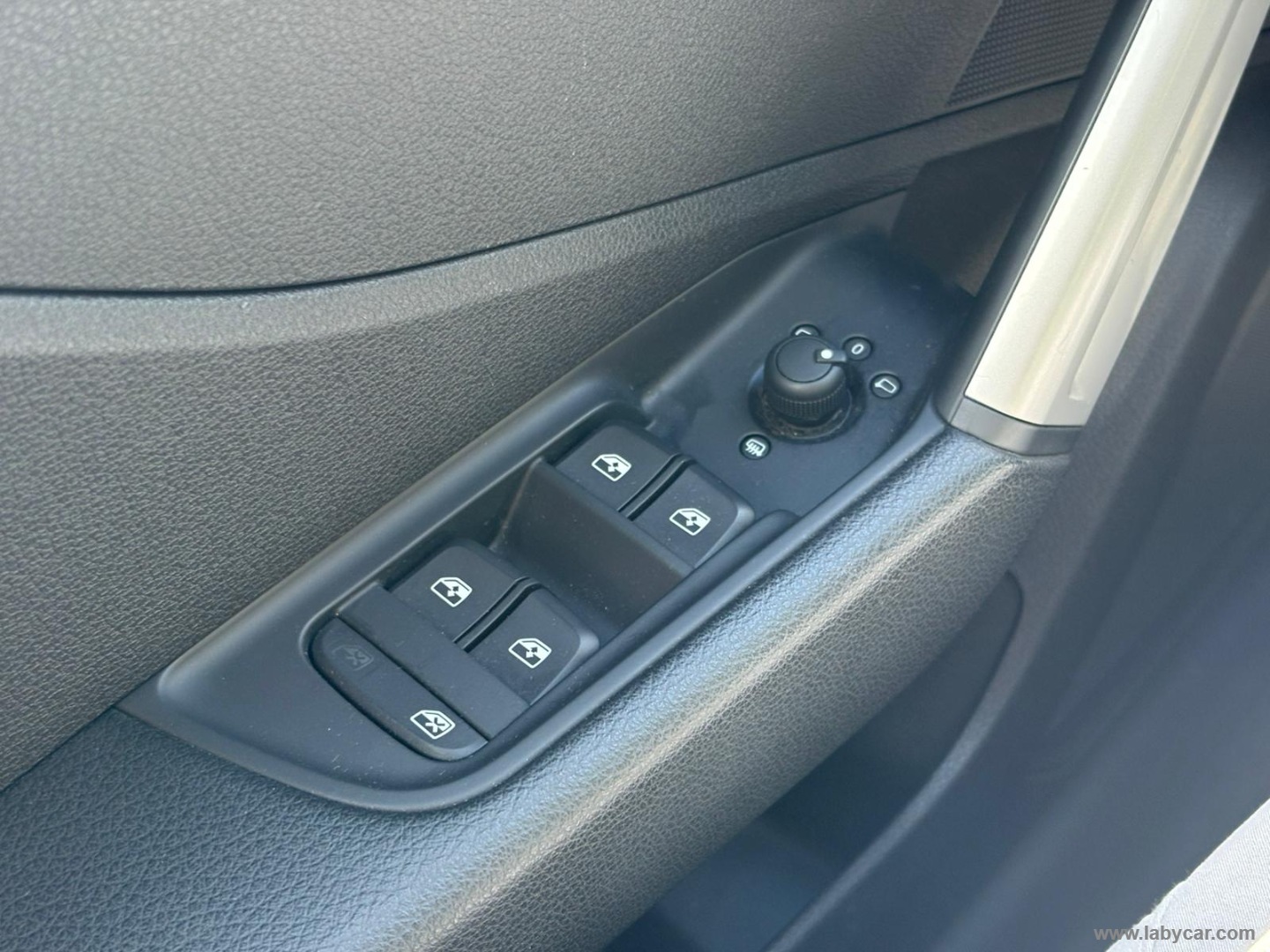 Q2 30 TDI S tronic Admired - immagine 19