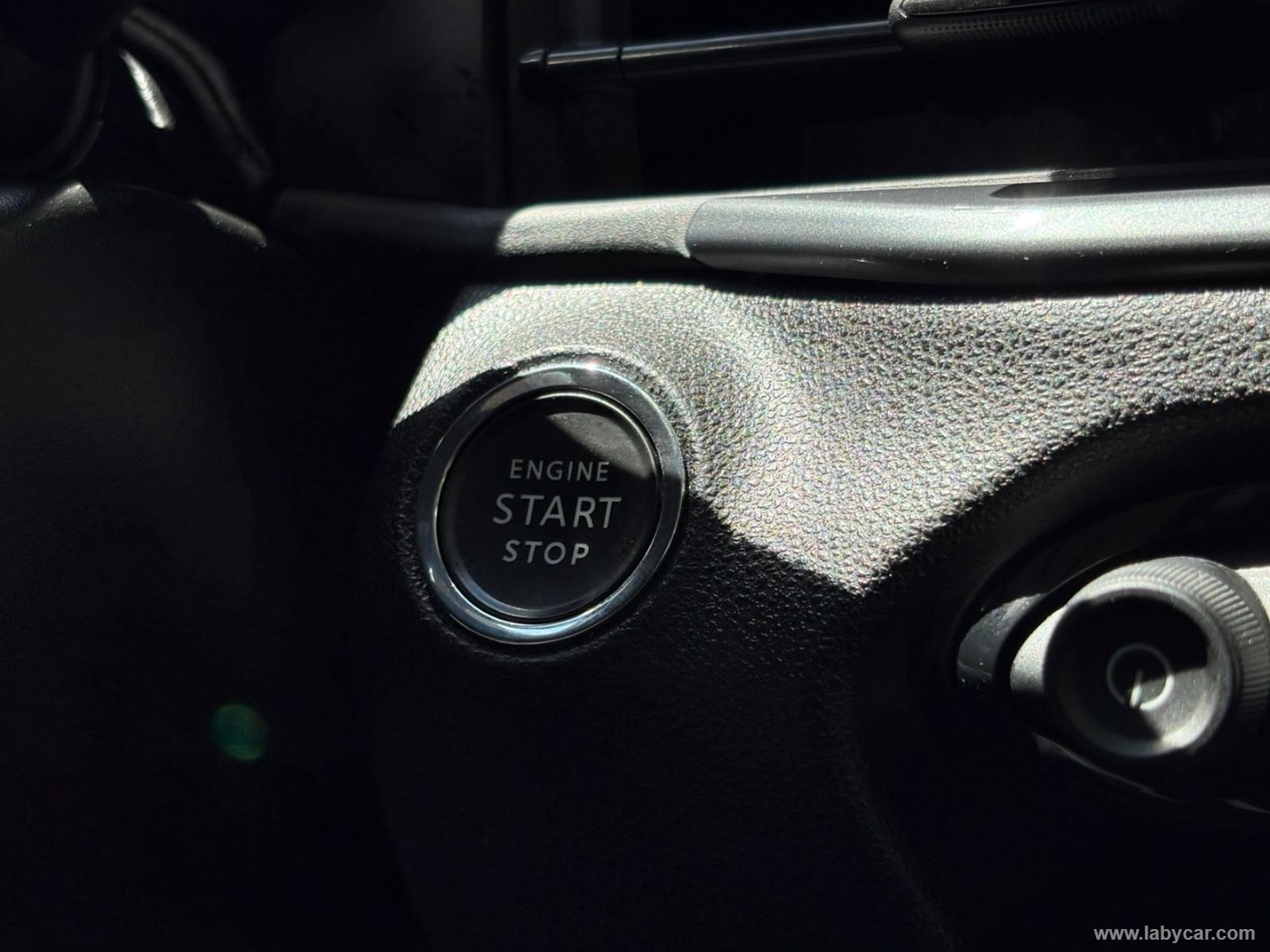600 Hybrid 145 CV DCT MHEV Icon - immagine 19