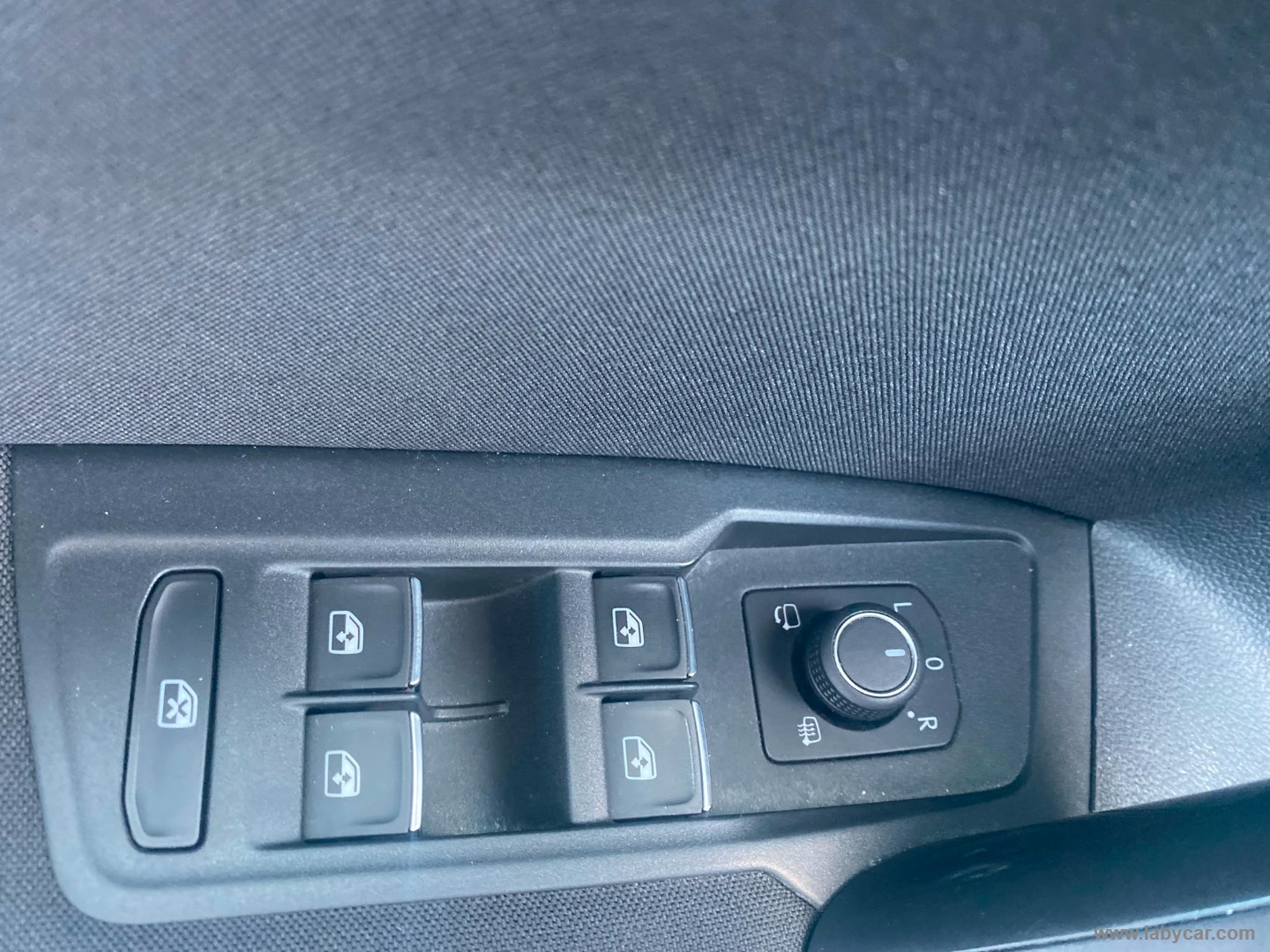 Volkswagen Tiguan 1.4 TSI eHYBRID DSG Life - Immagine 19